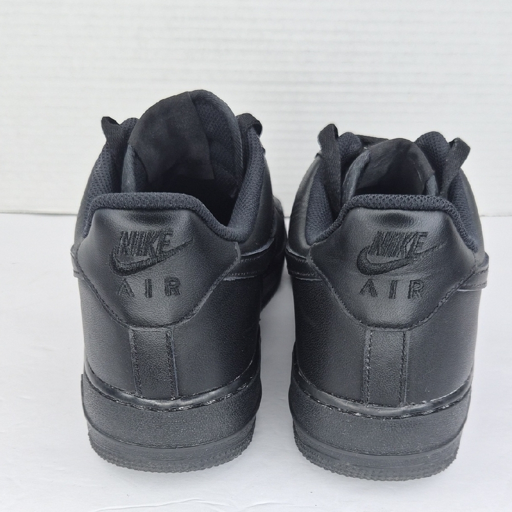 Men's Black Sneakers - Picture 5 of 7